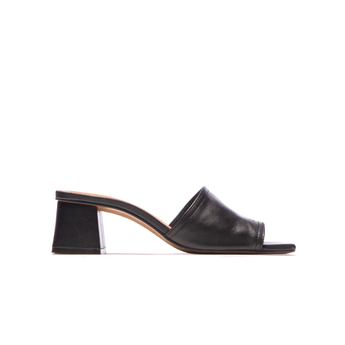 Kenya Black Leather sold by L'Intervalle