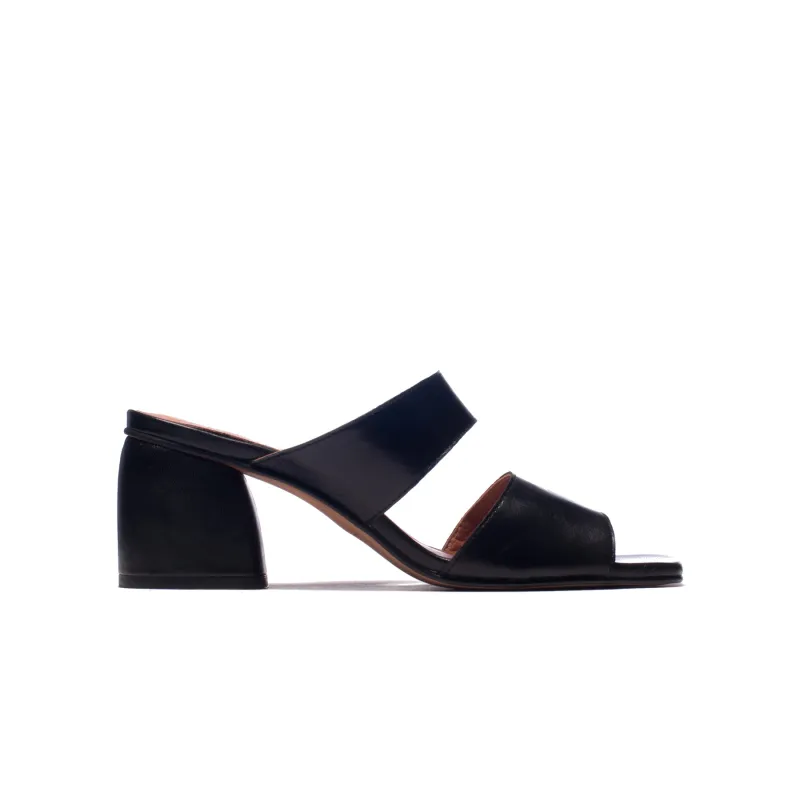 Julia Black Leather sold by L'Intervalle