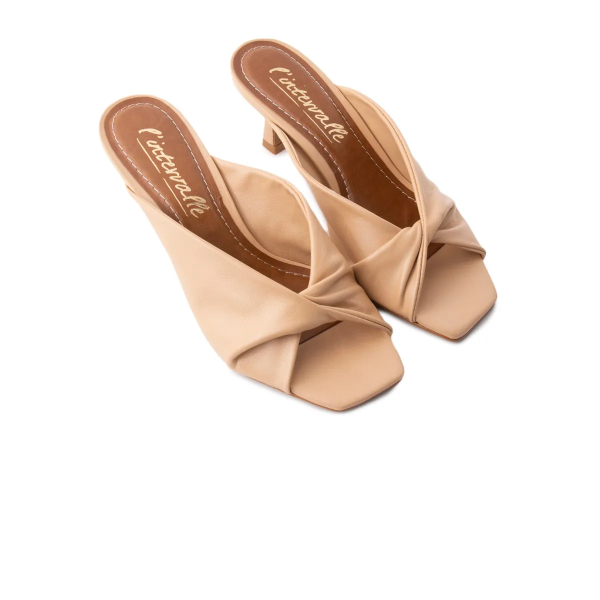 Honduras Camel Leather sold by L'Intervalle product image thumbnail 2