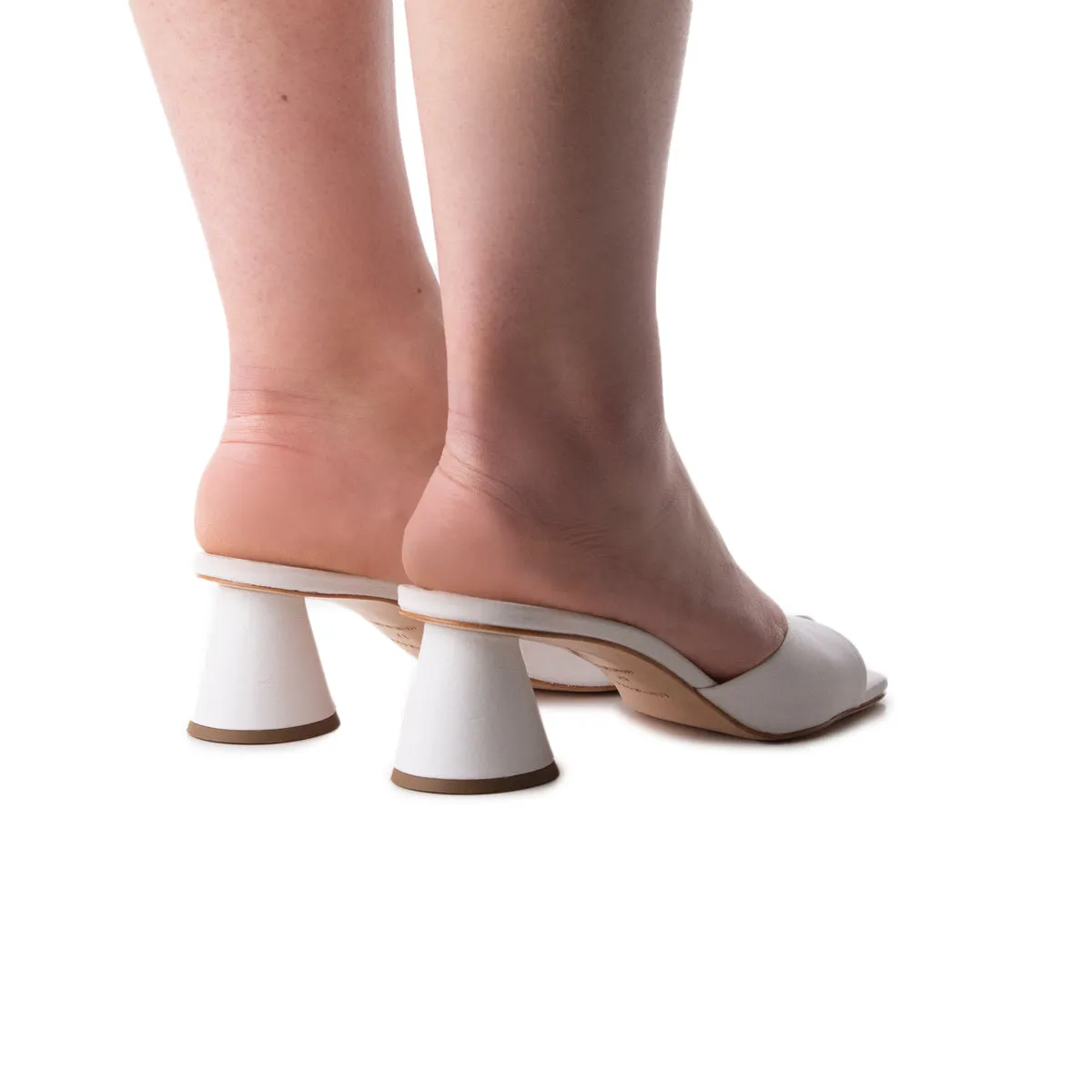 Holguin White Leather sold by L'Intervalle product image thumbnail 3