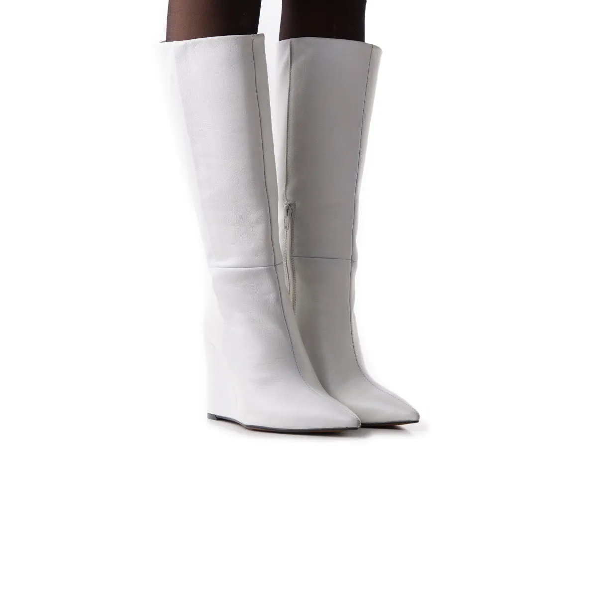 Heritage White Leather sold by L'Intervalle product image thumbnail 2