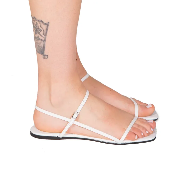Fynn White Leather sold by L'Intervalle
