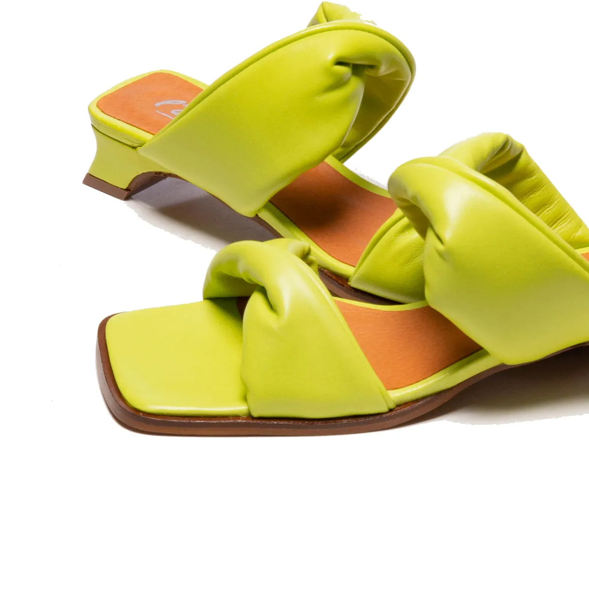 Delos Kiwi Leather sold by L'Intervalle product image thumbnail 5