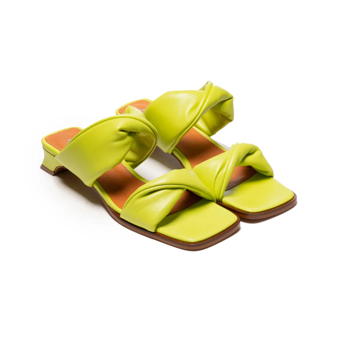 Delos Kiwi Leather sold by L'Intervalle product image thumbnail 2