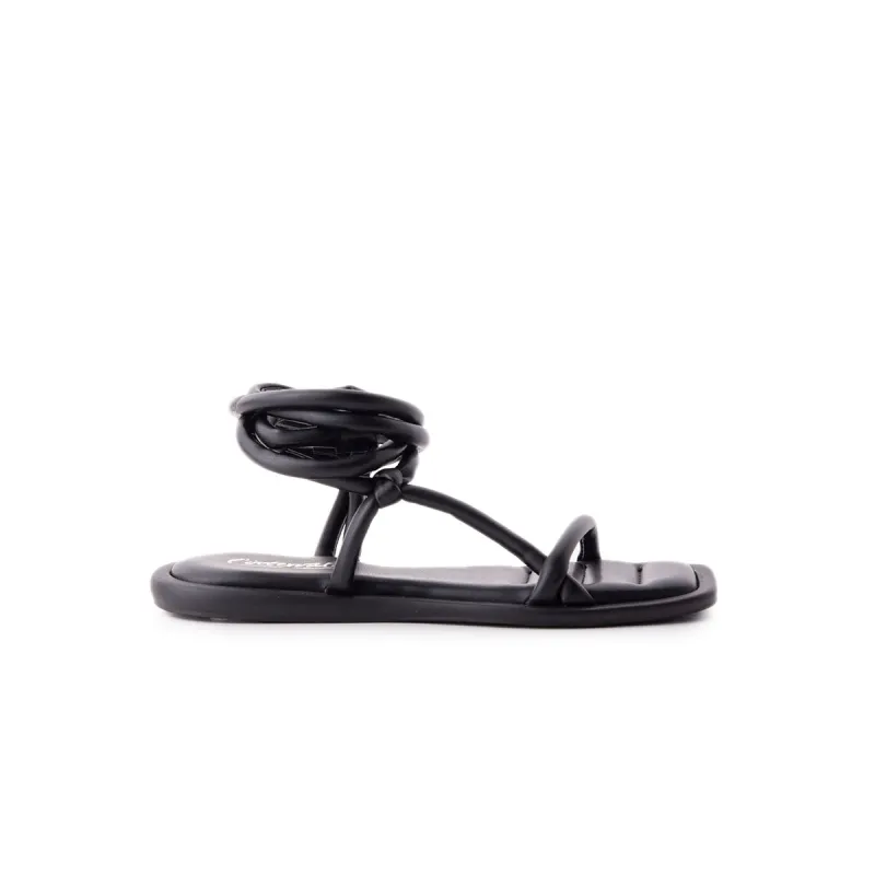 Cherie Black Polyurethane sold by L'Intervalle