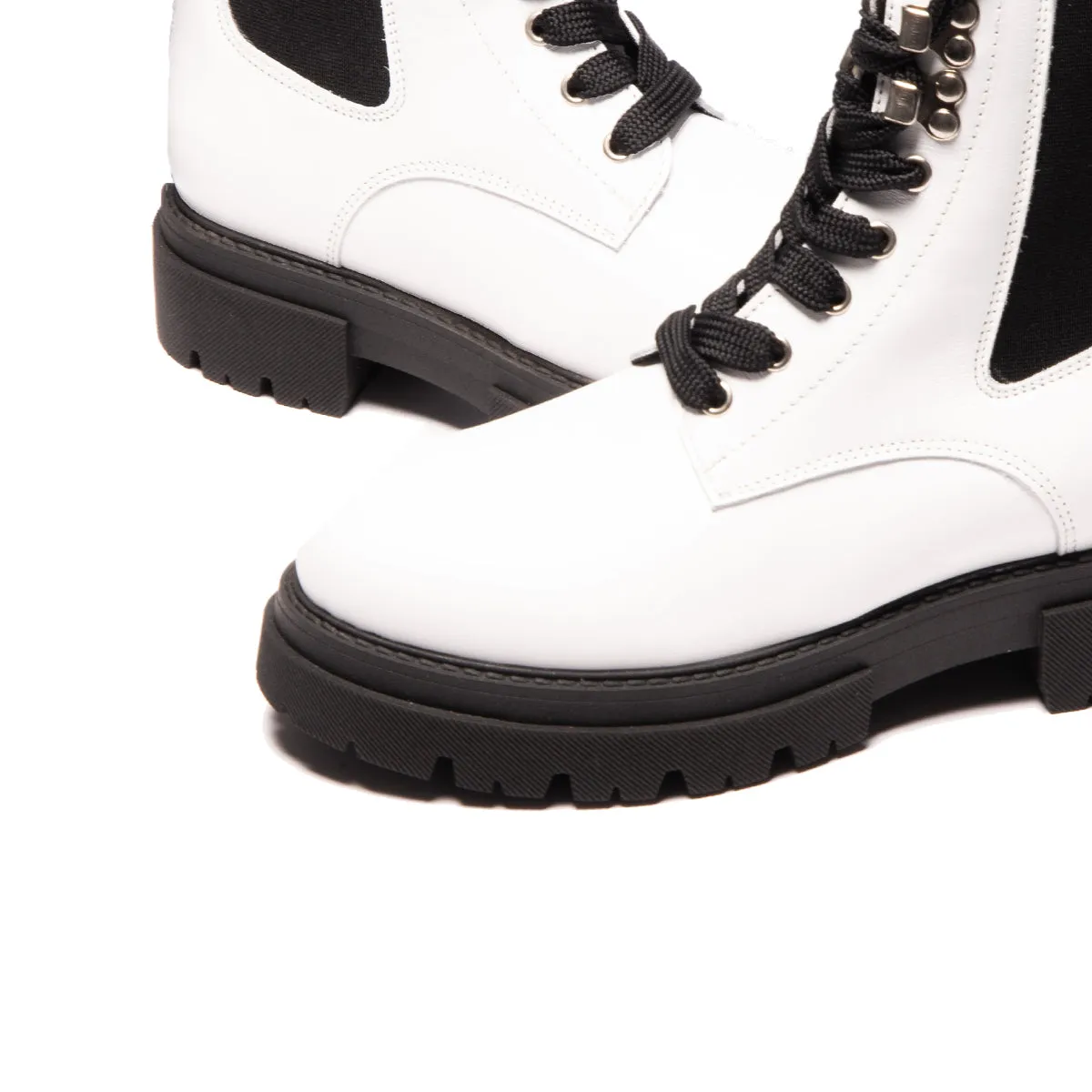 Jarry White Leather sold by L'Intervalle product image thumbnail 5