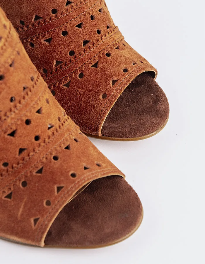 Ester Cinnamon Suede sold by L'Intervalle product image thumbnail 2
