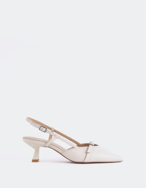 Kasteel White Leather sold by L'Intervalle