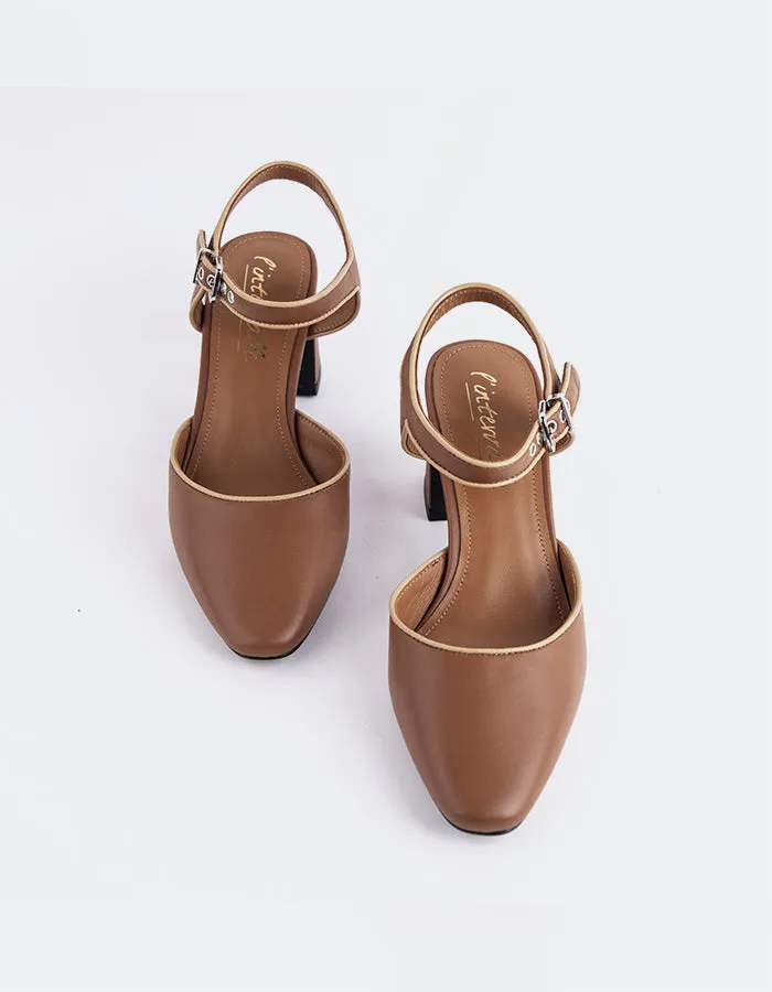 Gouda Tan Leather sold by L'Intervalle product image thumbnail 5