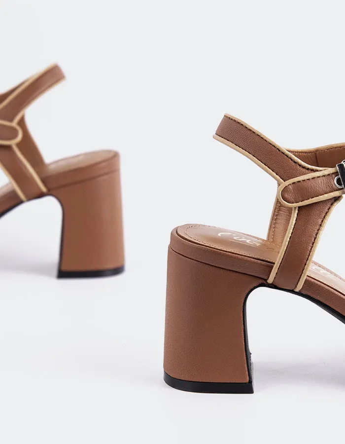 Gouda Tan Leather sold by L'Intervalle product image thumbnail 4