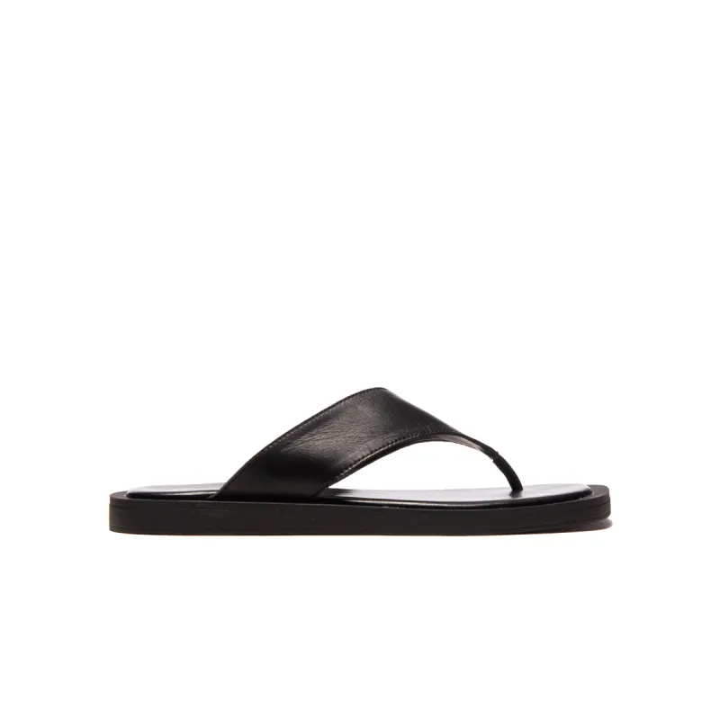 Gela Black Leather sold by L'Intervalle