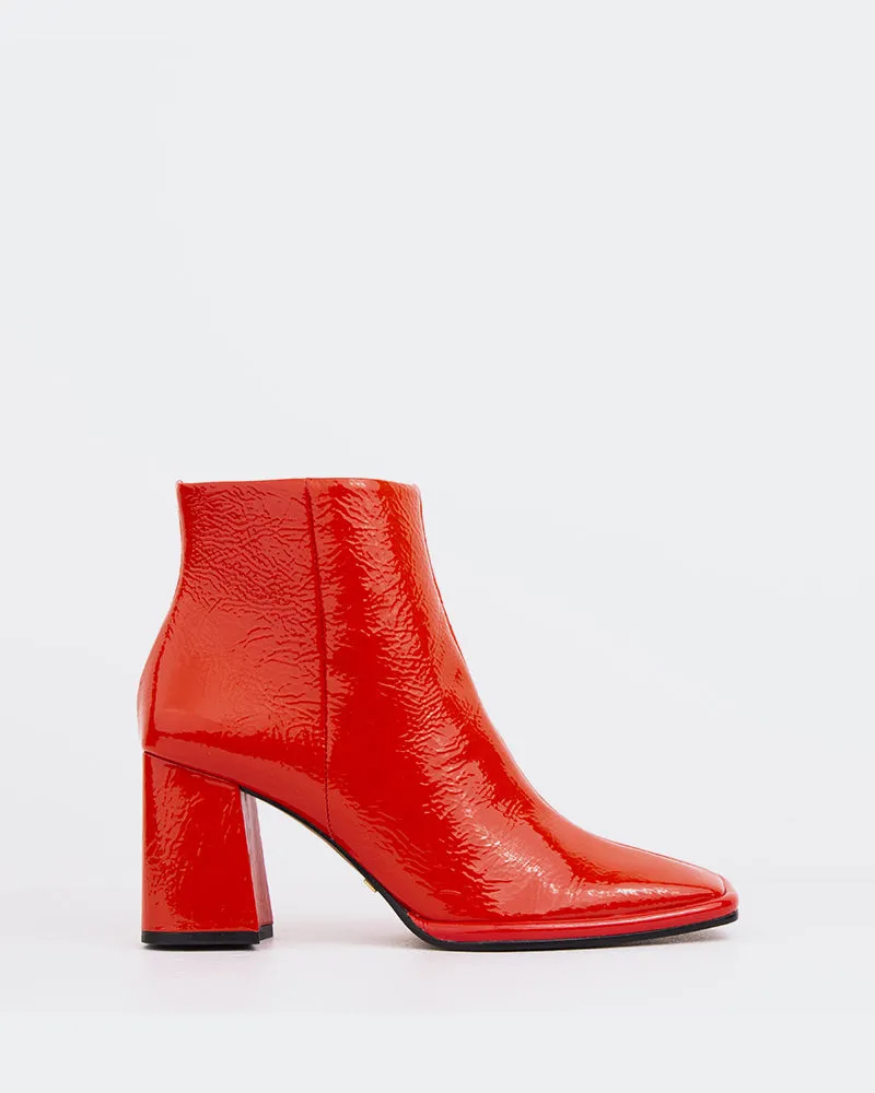 Malika Red Naplack sold by L'Intervalle