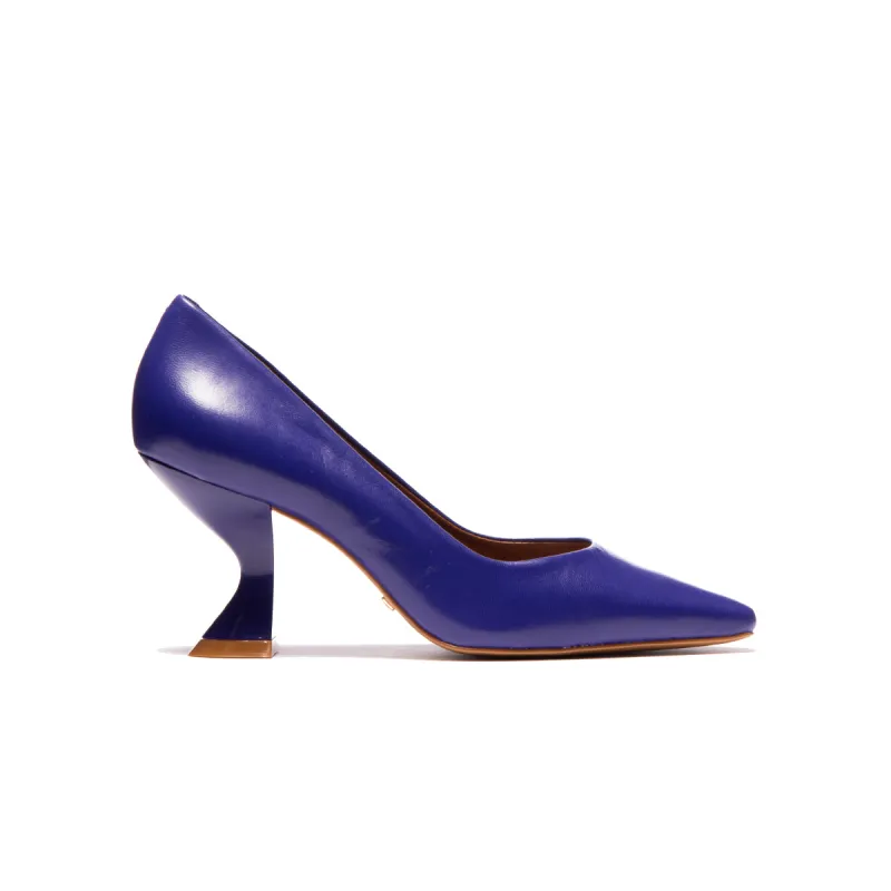 Antoinette Violet Leather sold by L'Intervalle