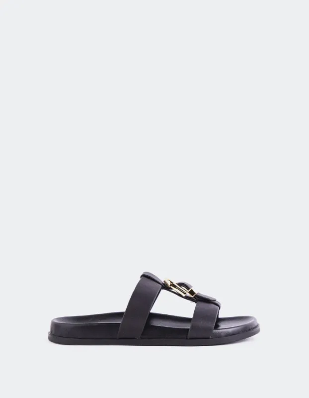 Omma Black Leather sold by L'Intervalle