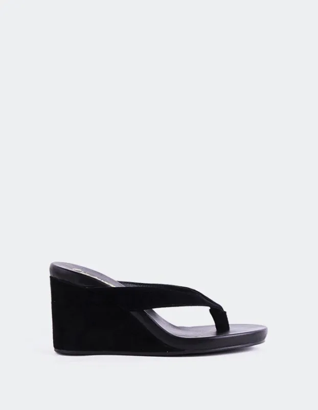 Felly Black Suede sold by L'Intervalle