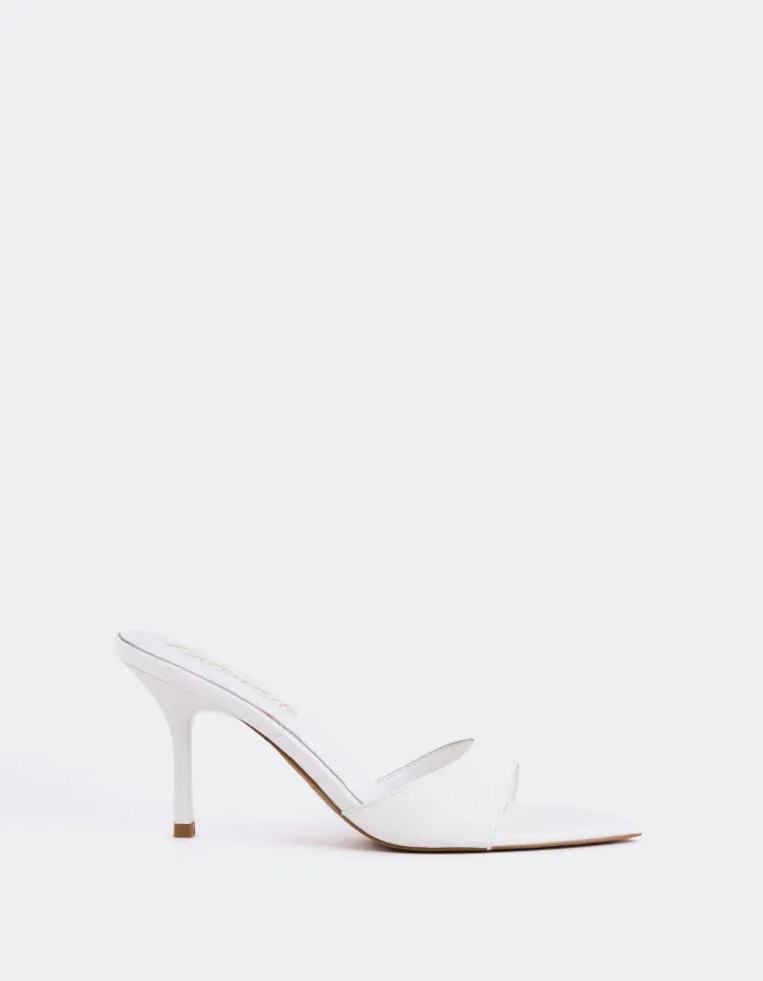 Hedel Off White Patent sold by L'Intervalle
