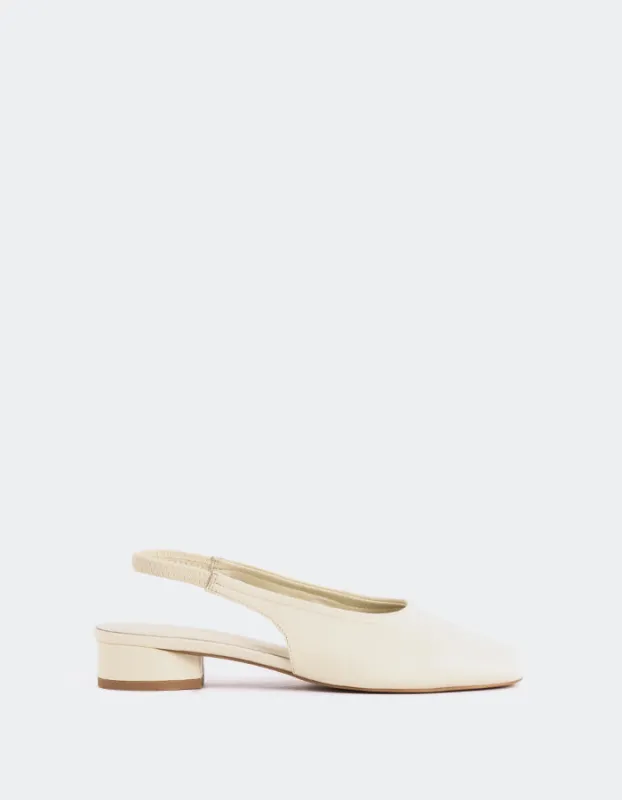 Lexmond Off White Leather sold by L'Intervalle