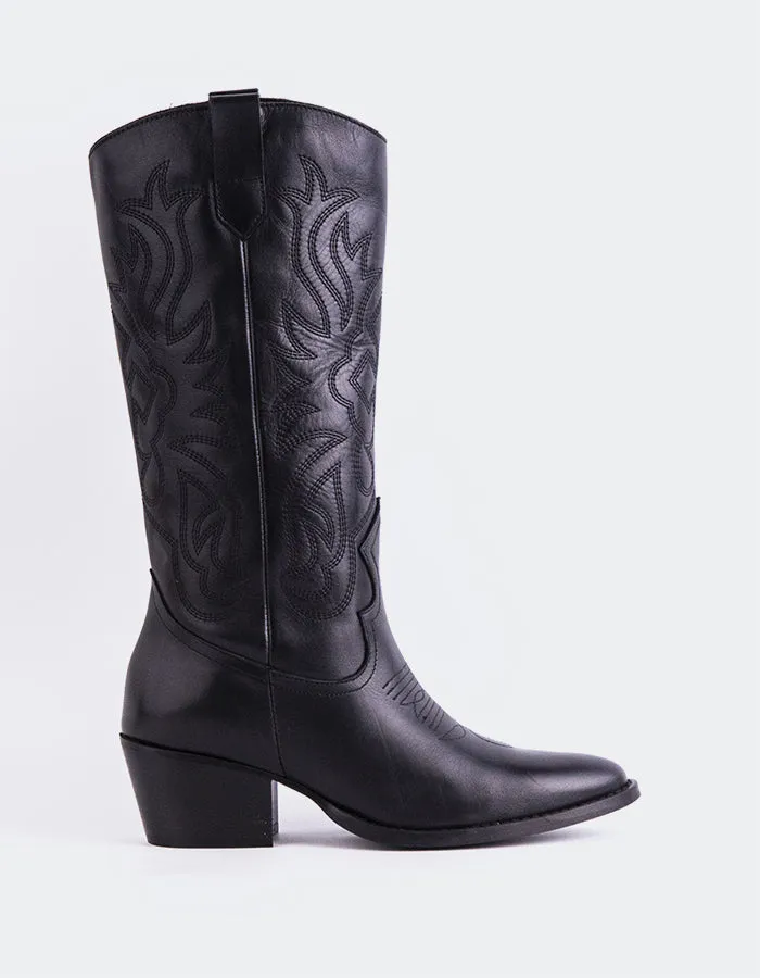 Heimdall Black Leather sold by L'Intervalle