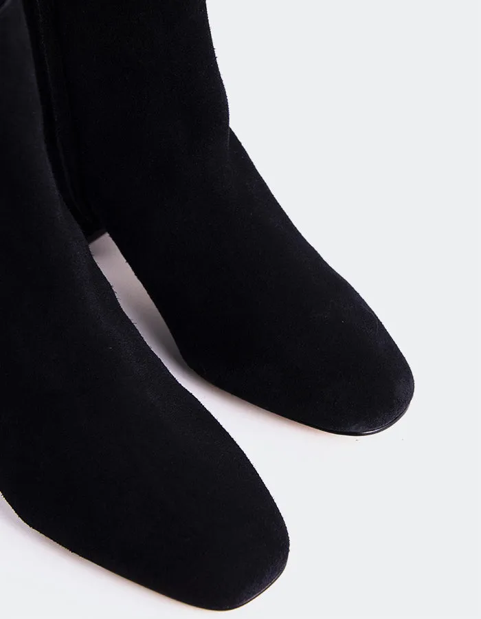 Gracyn Black Suede sold by L'Intervalle product image thumbnail 2