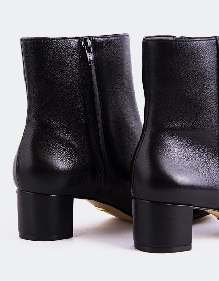 Gracyn Black Leather sold by L'Intervalle product image thumbnail 4