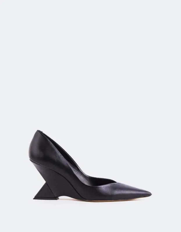 Kressy Black Leather sold by L'Intervalle