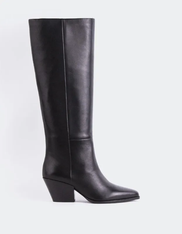 Luciano Black Leather sold by L'Intervalle