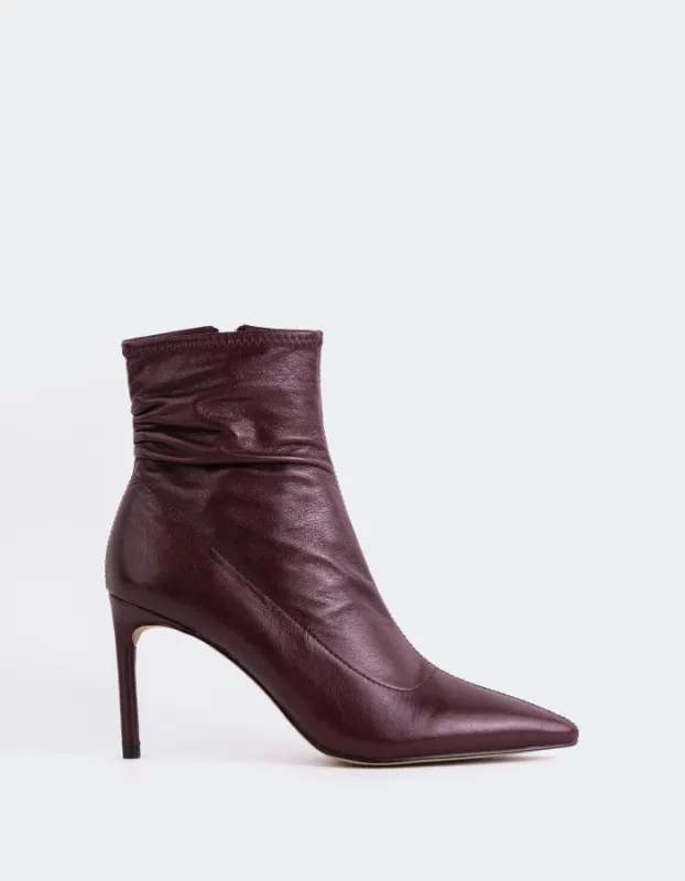 Farron Burgundy Leather sold by L'Intervalle