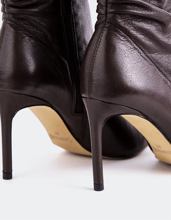 Farron Brown Leather sold by L'Intervalle product image thumbnail 4