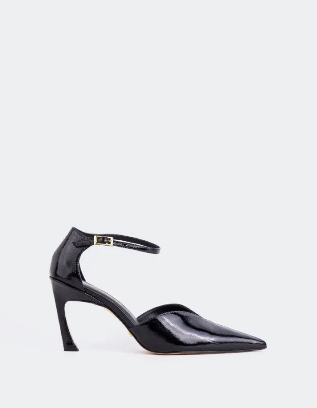 Rozana Black Naplack sold by L'Intervalle
