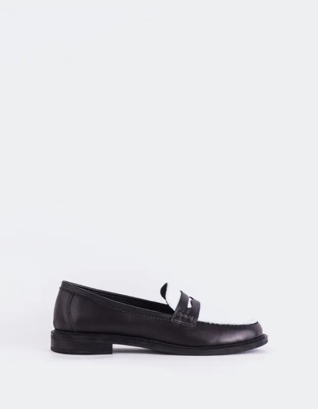 Safiya White/Black Leather sold by L'Intervalle