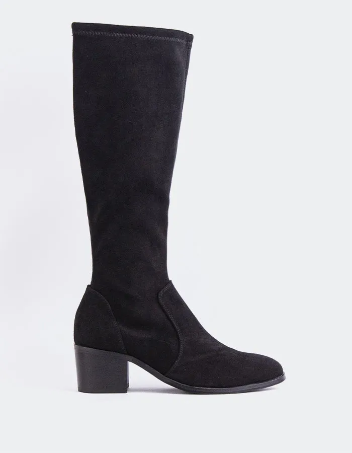 Uvita Black Stretch sold by L'Intervalle