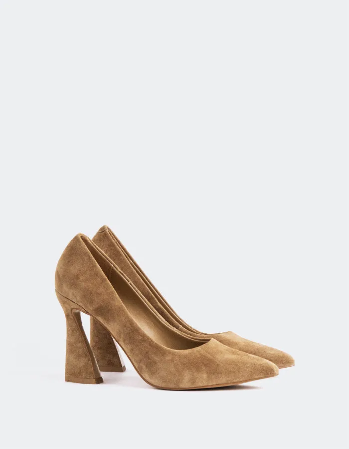 Amanda Camel Suede sold by L'Intervalle product image thumbnail 3
