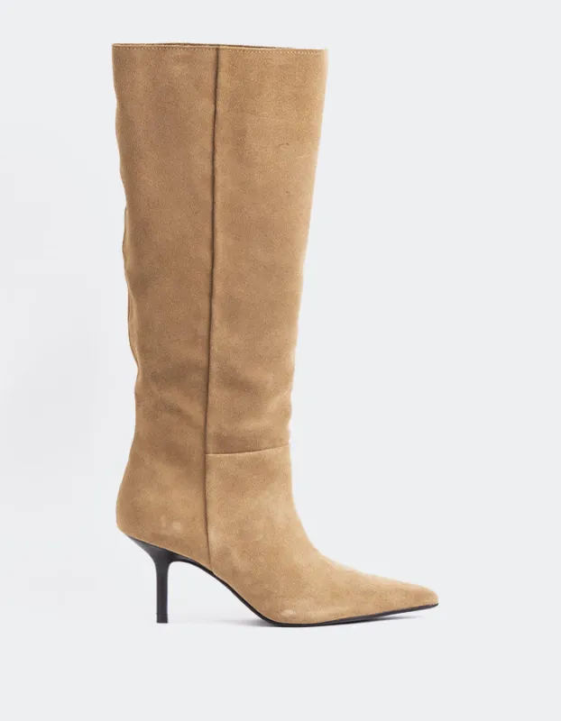 Derry Taupe Suede sold by L'Intervalle