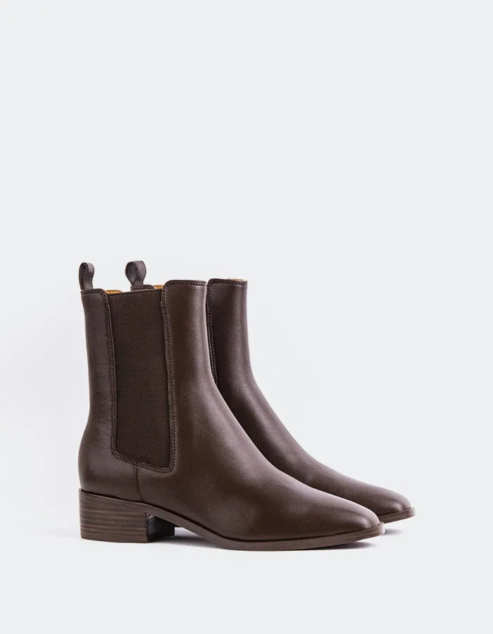 Upala Brown Leather sold by L'Intervalle product image thumbnail 3