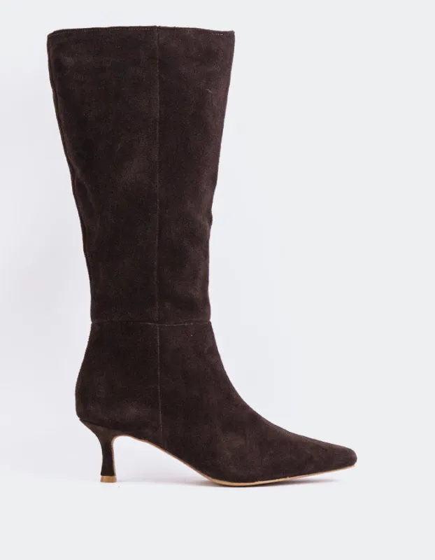 Golfito Chocolate Suede sold by L'Intervalle