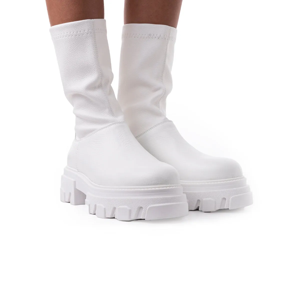 Foshan White Stretch sold by L'Intervalle product image thumbnail 2