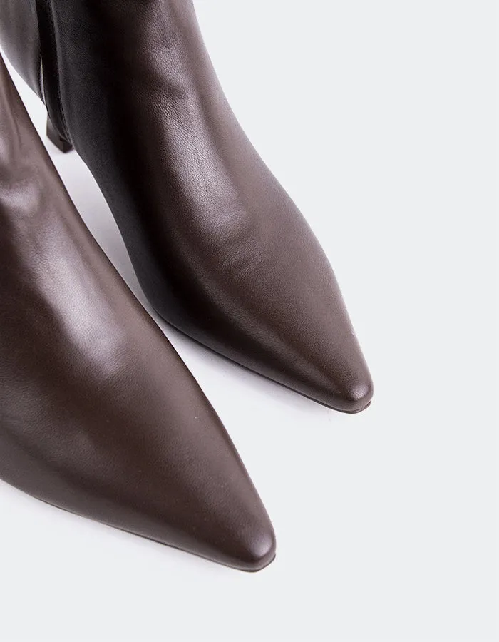 Corinne Brown Leather sold by L'Intervalle product image thumbnail 2