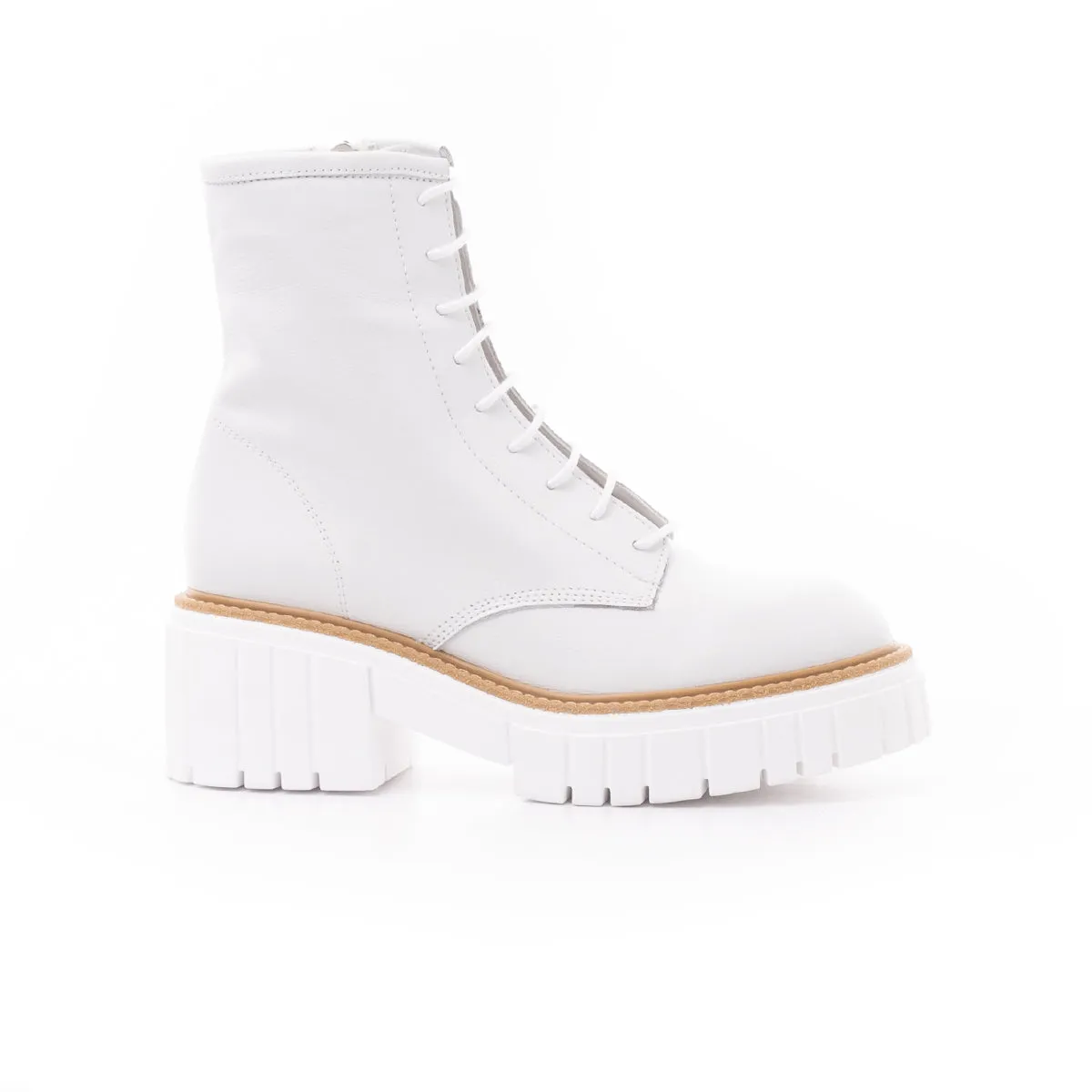 Kington White Leather sold by L'Intervalle