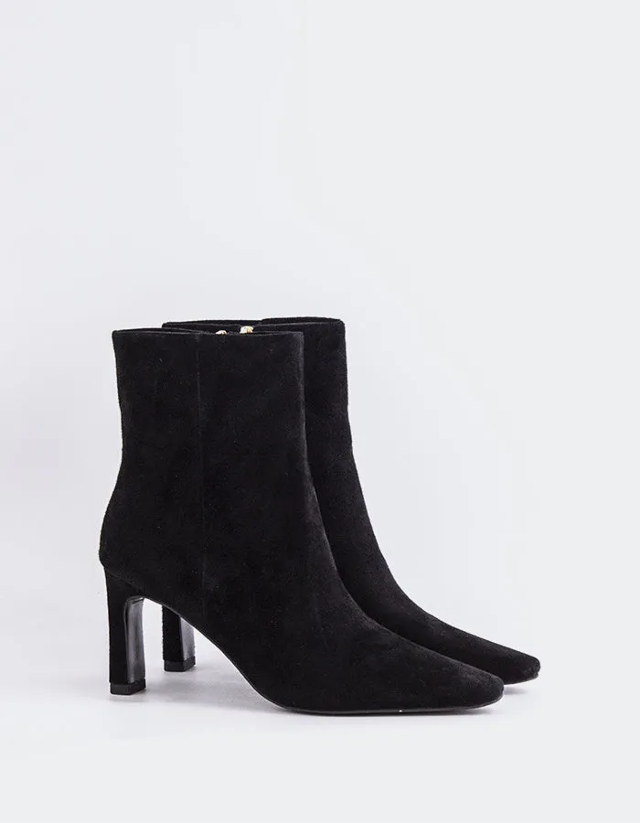 Rovigo Black Suede sold by L'Intervalle product image thumbnail 3