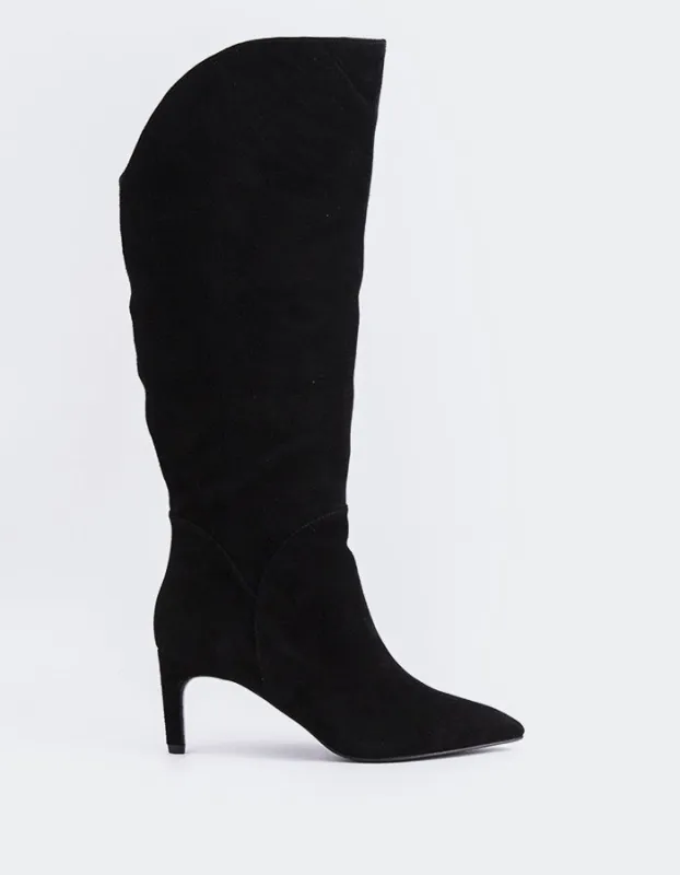 Belforte Black Suede sold by L'Intervalle