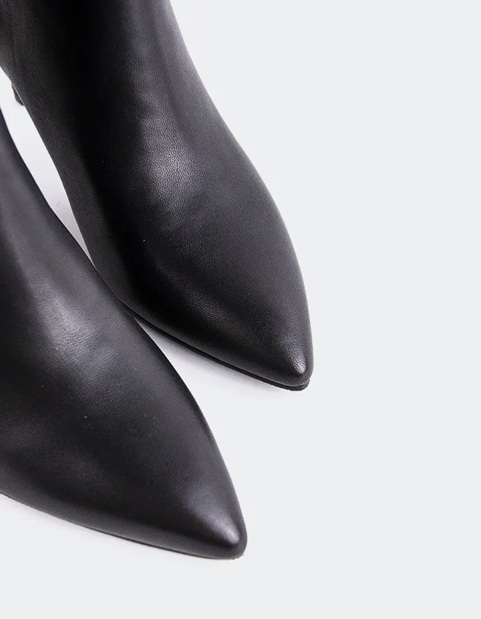 Belforte Black Leather sold by L'Intervalle product image thumbnail 2