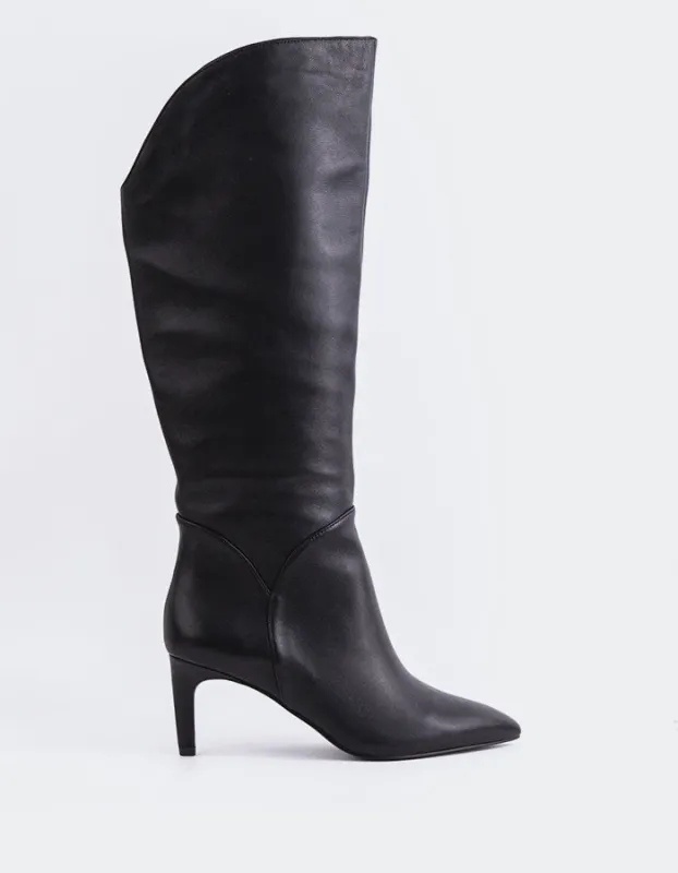 Belforte Black Leather sold by L'Intervalle