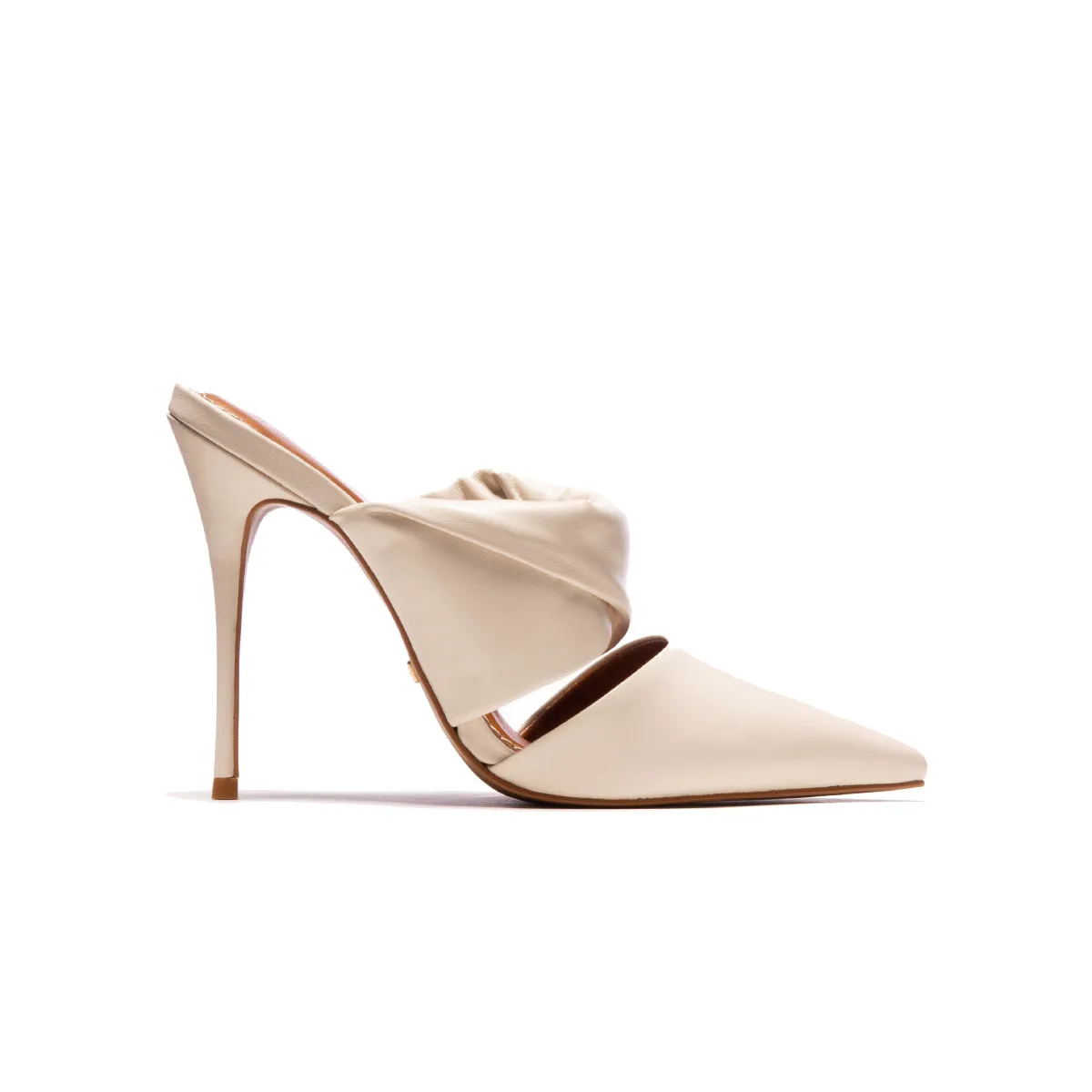 Liv Off White Leather sold by L'Intervalle