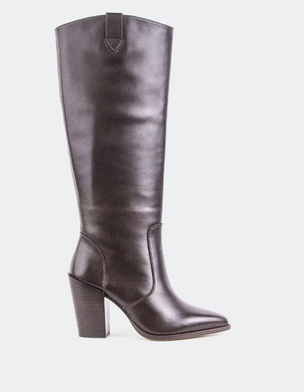 Alphard Brown Leather sold by L'Intervalle