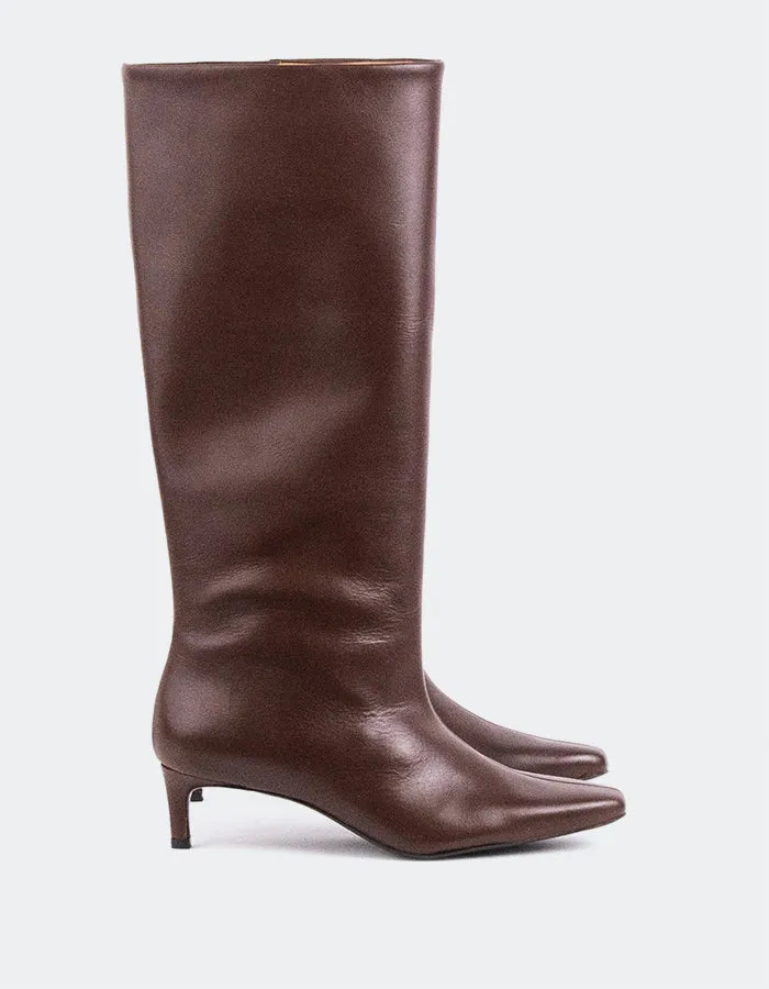 Raissa Brown Leather sold by L'Intervalle