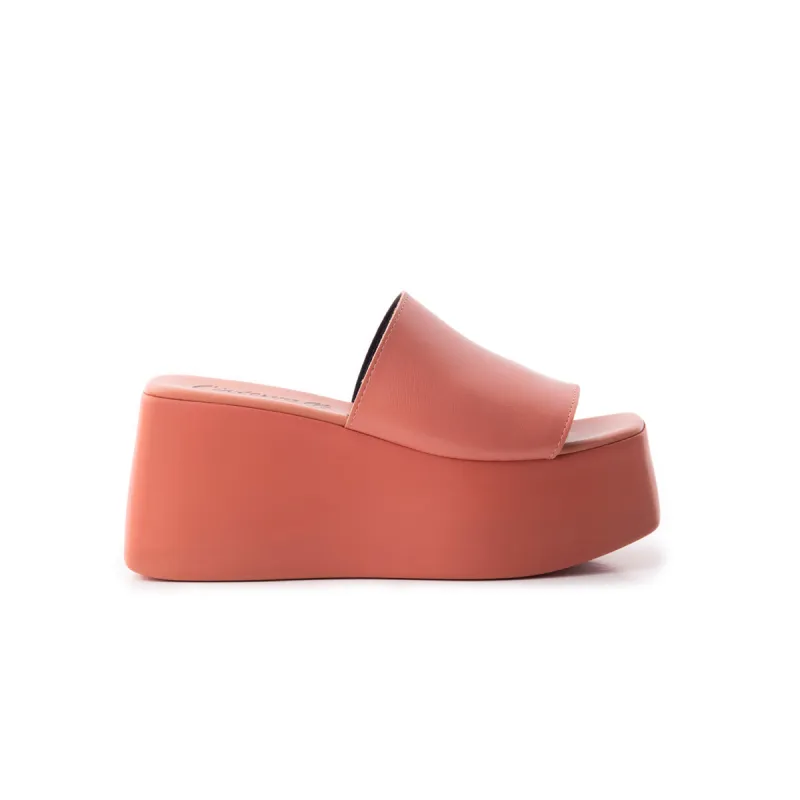 Bae Pink Leather sold by L'Intervalle