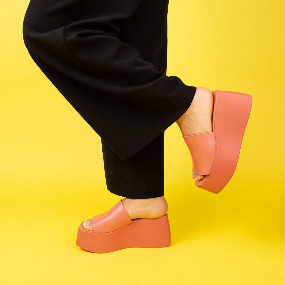 Bae Pink Leather sold by L'Intervalle product image thumbnail 3