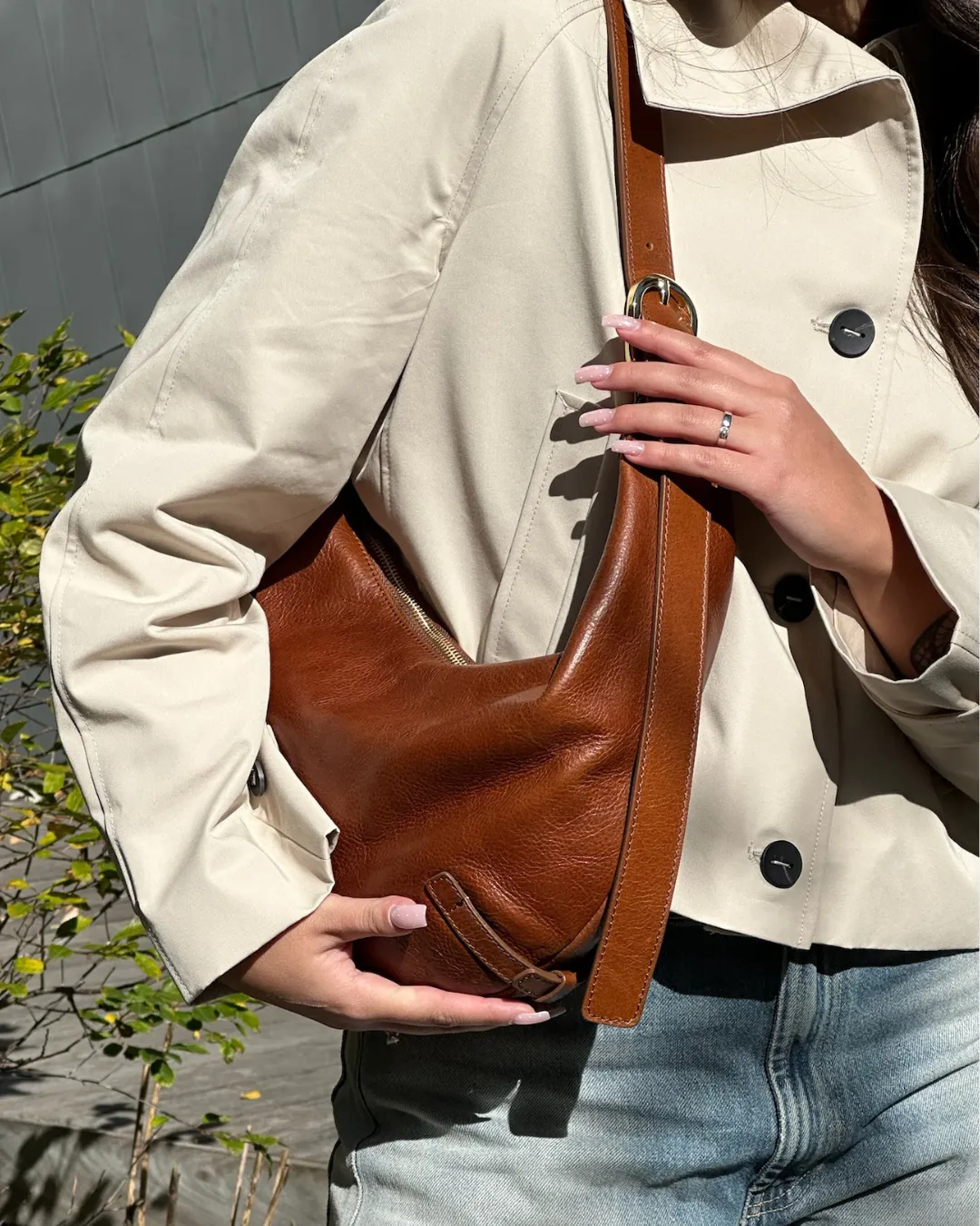 Chione Cognac Leather sold by L'Intervalle product image thumbnail 2