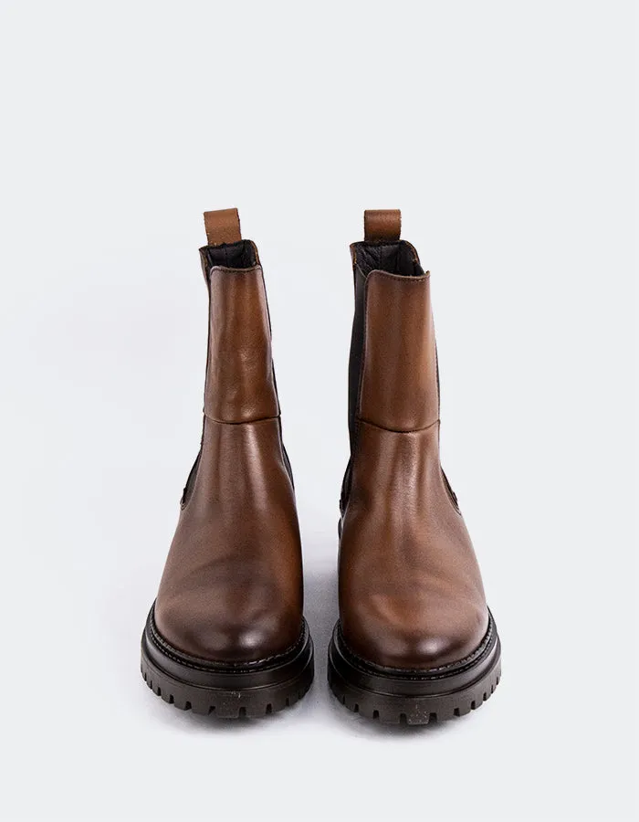 Lavak Camel Leather sold by L'Intervalle product image thumbnail 5