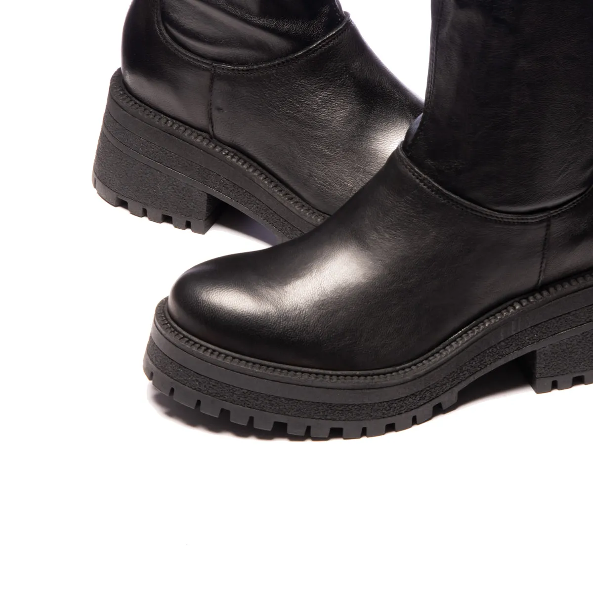 Yangon Black Leather sold by L'Intervalle product image thumbnail 5